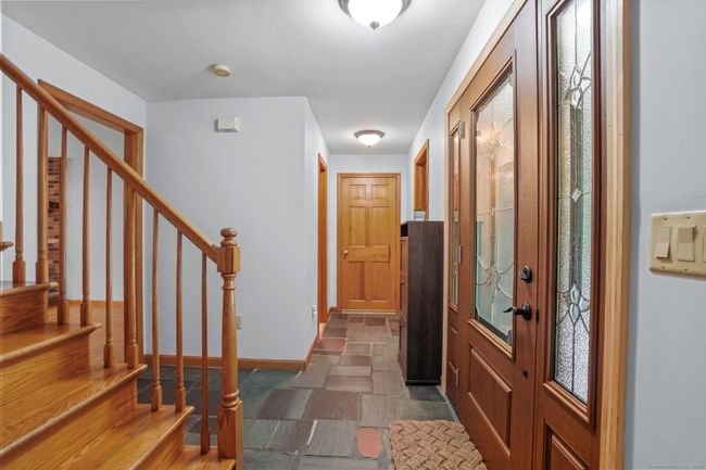 142 Sunset Dr, House other with 3 bedrooms, 3 bathrooms and 6 parking in Killingly CT | Image 20