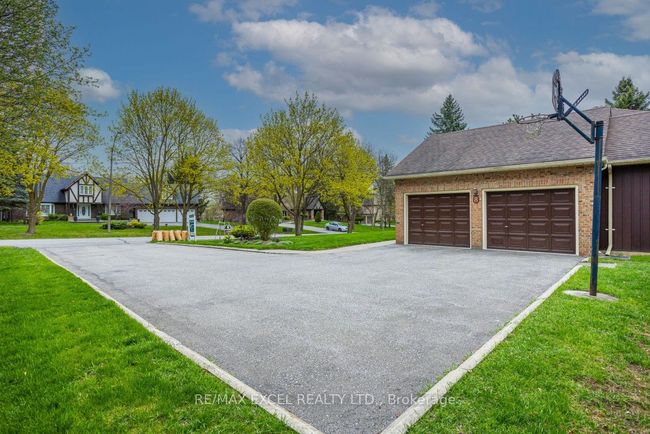 8 Boyd Crt, House other with 6 bedrooms, 3 bathrooms and 8 parking in Markham ON | Image 4