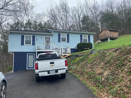 103 Ronnie St, Cedar Bluff, VA, 24609-9345 | Card Image