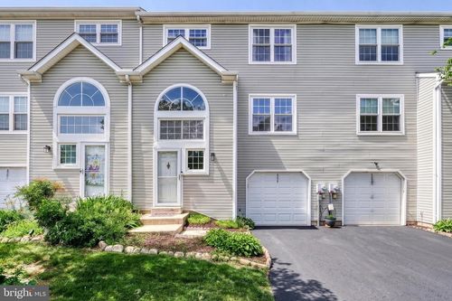 6239 Spring Knoll Drive, HARRISBURG, PA, 17111 | Card Image