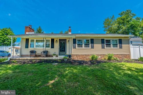56 Trappe Rd, COLLEGEVILLE, PA, 19426-1830 | Card Image
