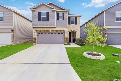 261 Deer Crest Dr, New Braunfels, TX, 78130-0158 | Card Image