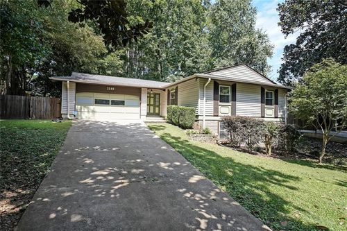 3289 Oak Dr, Lawrenceville, GA, 30044-4124 | Card Image