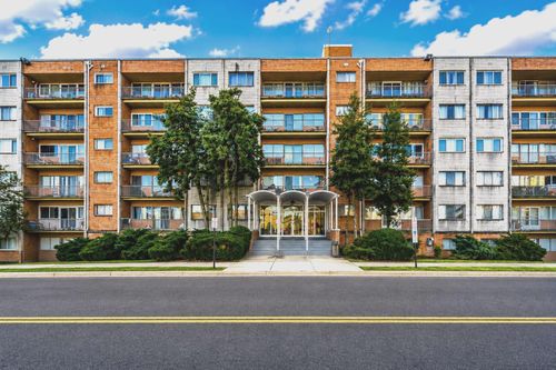 504-401 N Armistead St, ALEXANDRIA, VA, 22312-3407 | Card Image