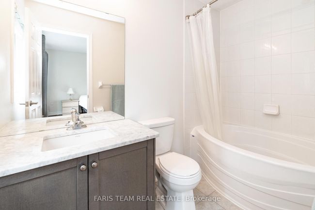 224 Appleton Crt, House attached with 3 bedrooms, 4 bathrooms and 3 parking in Newmarket ON | Image 19