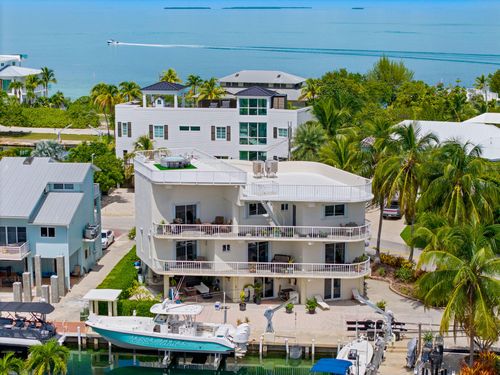 101 Buena Vista Ct, Islamorada, FL, 33036-4126 | Card Image