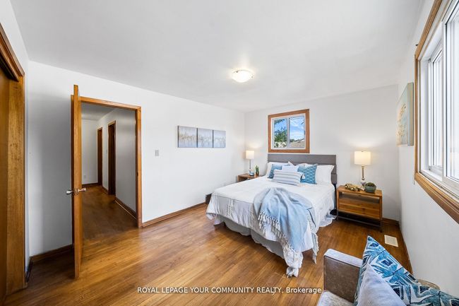 203 Taunton Rd W, House attached with 3 bedrooms, 2 bathrooms and 2 parking in Oshawa ON | Image 22