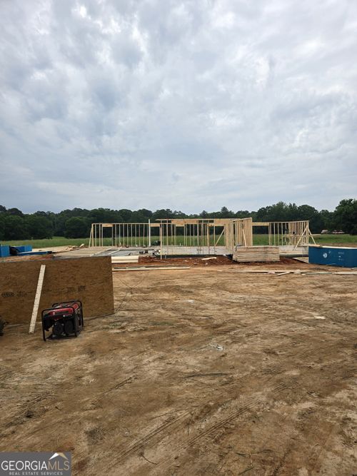 16-159 Mockingbird Ln, Winder, GA, 30680-4937 | Card Image