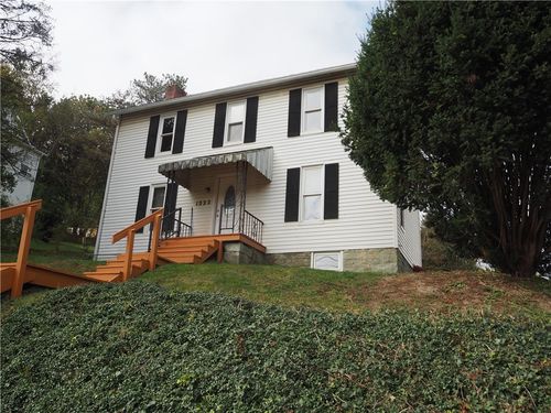 1222 E Brady St, Butler, PA, 16001-2011 | Card Image