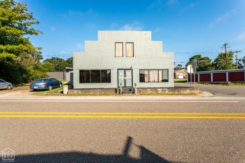 19 N Highway 25, Lynn, AR, 72440-8800 | Card Image