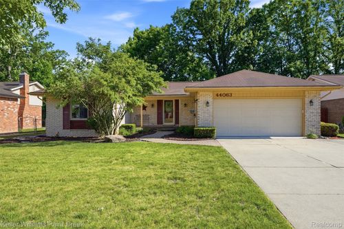 44063 Westminister Way, Canton, MI, 48187-3166 | Card Image