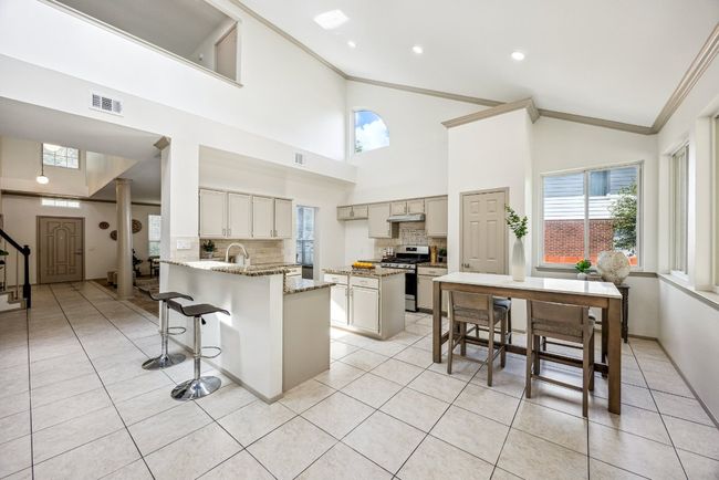 6502 Halsey Ct, House other with 6 bedrooms, 4 bathrooms and 6 parking in Austin TX | Image 10
