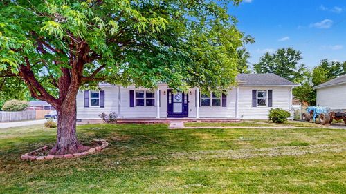 301 Eagle Dr, Lawrenceburg, KY, 40342-1092 | Card Image