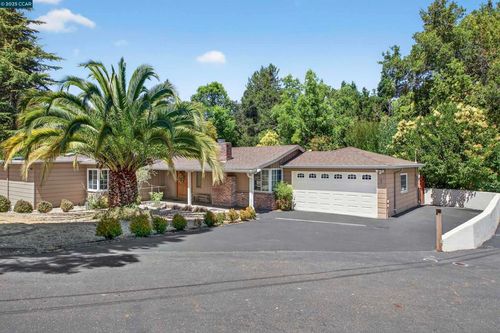 1 Vista Del Moraga, Orinda, CA, 94563-3817 | Card Image