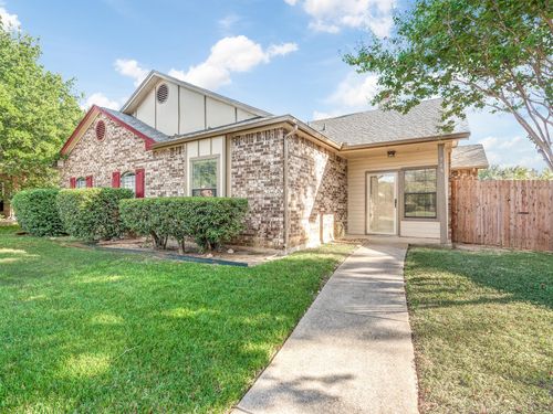 715 Normandy Drive, Euless, TX, 76039 | Card Image