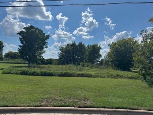 100 Abraham St, Navasota, TX, 77868 | Card Image