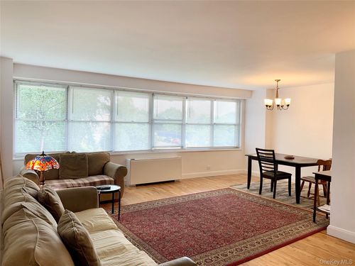1r-17-85 215th St, Bayside, NY, 11360-1704 | Card Image