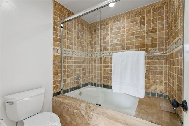 411 Snug Harbor Rd, House other with 5 bedrooms, 5 bathrooms and 3 parking in Newport Beach CA | Image 61