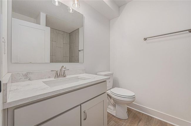 22903 W 72 Nd Ter, Townhouse with 4 bedrooms, 4 bathrooms and null parking in Shawnee KS | Image 24