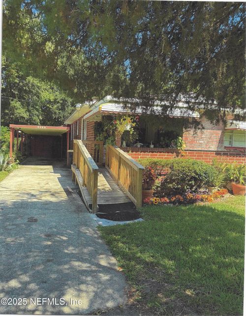 7641 New Kings Rd, Jacksonville, FL, 32219-3450 | Card Image