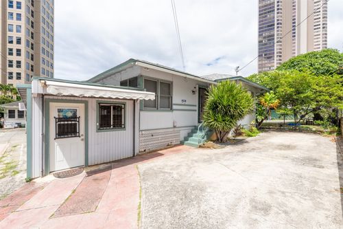 1059 Kinau St, Honolulu, HI, 96814-1415 | Card Image