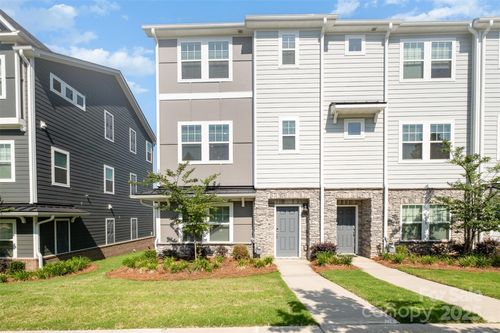 7012 Bryce Ave, Charlotte, NC, 28217-0430 | Card Image