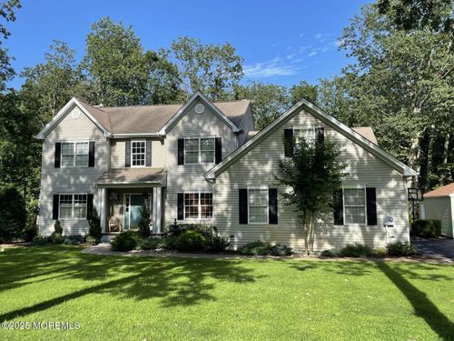 12 Oak Leaf Dr, New Egypt, NJ, 08533-2715 | Card Image