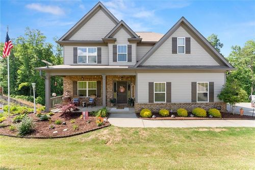 176 Whelchel Valley Dr, Dawsonville, GA, 30534-8135 | Card Image