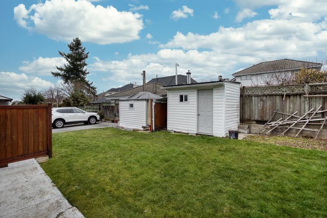 6935 Winch Street, House other with 7 bedrooms, 2 bathrooms and null parking in Burnaby BC | Image 24