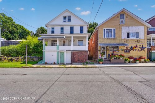 325 E Fell St, Summit Hill, PA, 18250-1307 | Card Image