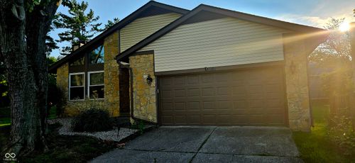 2807 Saddle Barn East Dr, Indianapolis, IN, 46214-1547 | Card Image