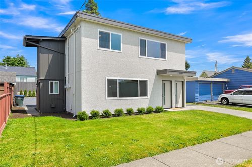 810 Irving St, Bellingham, WA, 98225-3660 | Card Image