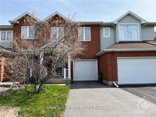 39 Bellrock Dr, Kanata, ON, K2K3J4 | Card Image