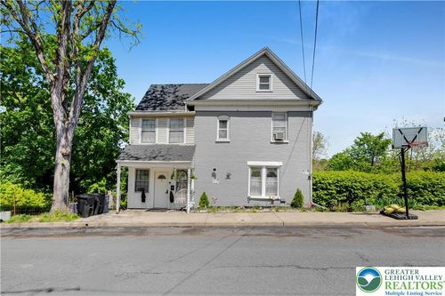 1043 W Nesquehoning St, Easton, PA, 18042-6334 | Card Image