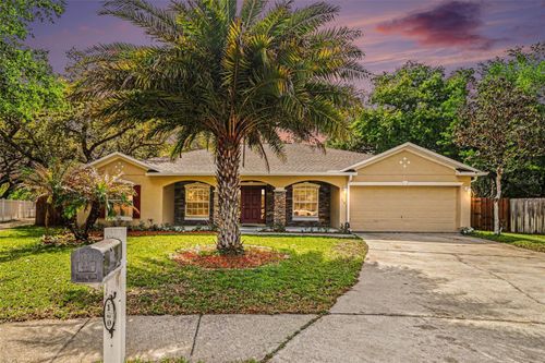 100 Festive Ct, CHULUOTA, FL, 32766-6042 | Card Image