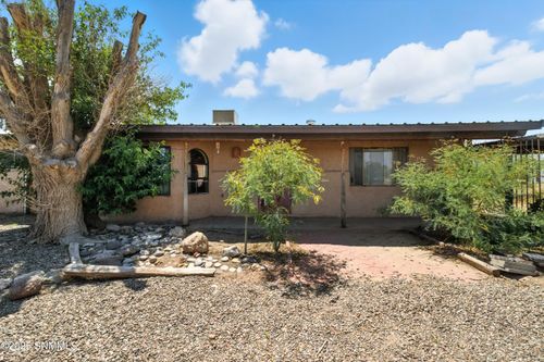 4980 Stagecoach Trl Se, Deming, NM, 88030-8260 | Card Image