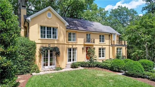 102 Kemp Rd W, Greensboro, NC, 27410-6039 | Card Image