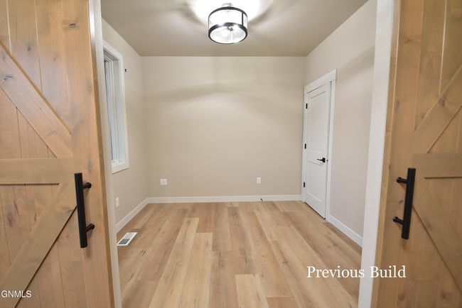 1612 Community Loop, House other with 3 bedrooms, 4 bathrooms and null parking in Bismarck ND | Image 5