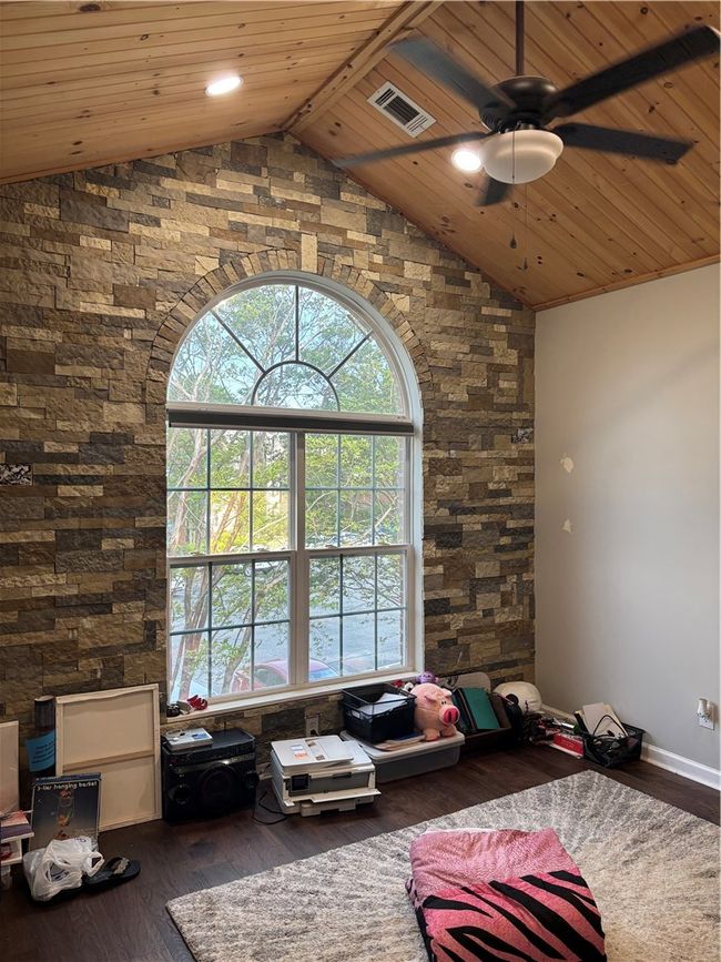 3rd bedroom or office | Image 19