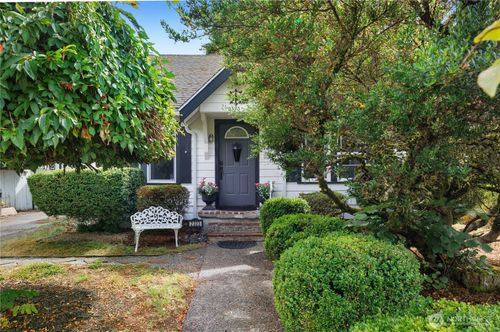 2323 Olympia Ave Ne, Olympia, WA, 98506-4748 | Card Image