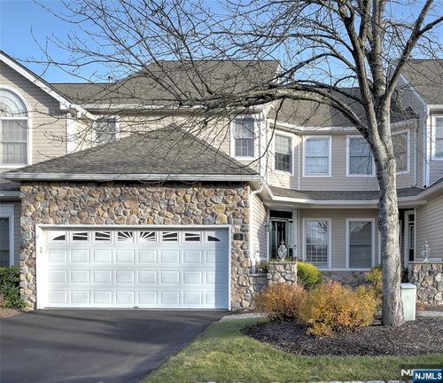 3 Champion Blvd, Livingston, NJ, 07039-8240 | Card Image
