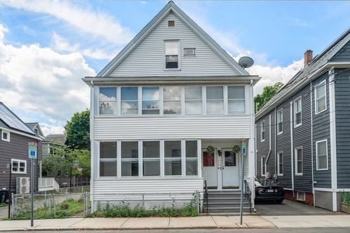 112 Dudley St, Cambridge, MA, 02140-2441 | Card Image