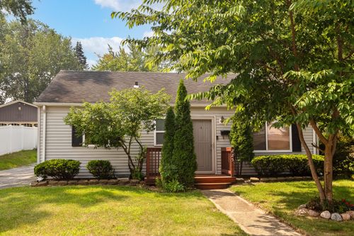 225 E Joliet St, Schererville, IN, 46375 | Card Image