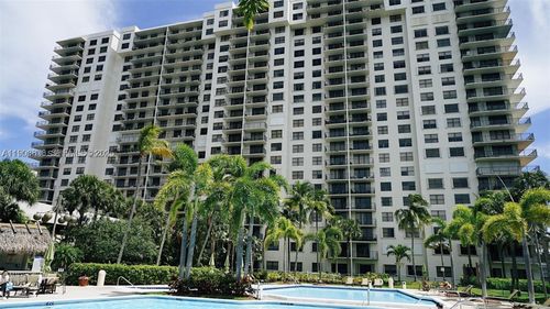 1912-18151 Ne 31st Ct, Aventura, FL, 33160-2665 | Card Image