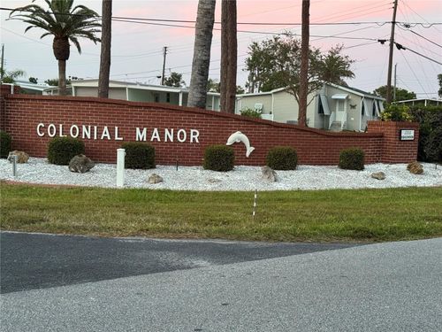 218 Outer Dr W, Venice, FL, 34285-7137 | Card Image