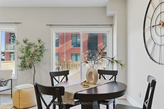 4 Prospect Way, House attached with 3 bedrooms, 3 bathrooms and 1 parking in Whitby ON | Image 23
