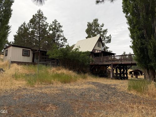 2760 Minna Street, Bonanza, OR, 97623 | Card Image