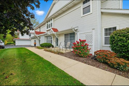 7-6035 S Crosswinds Drive, Cudahy, WI, 53110 | Card Image