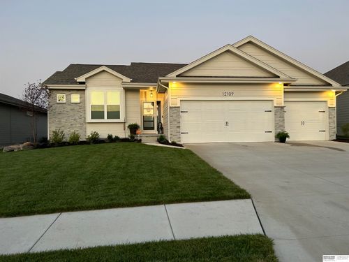 12109 Quail Dr, Bellevue, NE, 68123-1173 | Card Image
