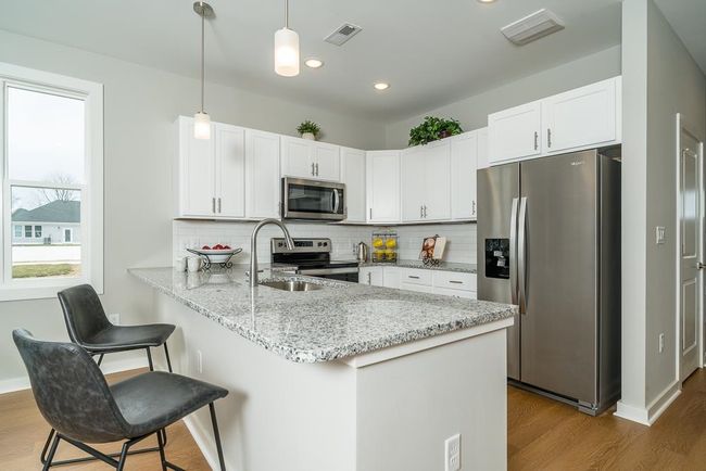 1524 Crownpoint Dr, Townhouse with 3 bedrooms, 2 bathrooms and null parking in Rockingham VA | Image 5
